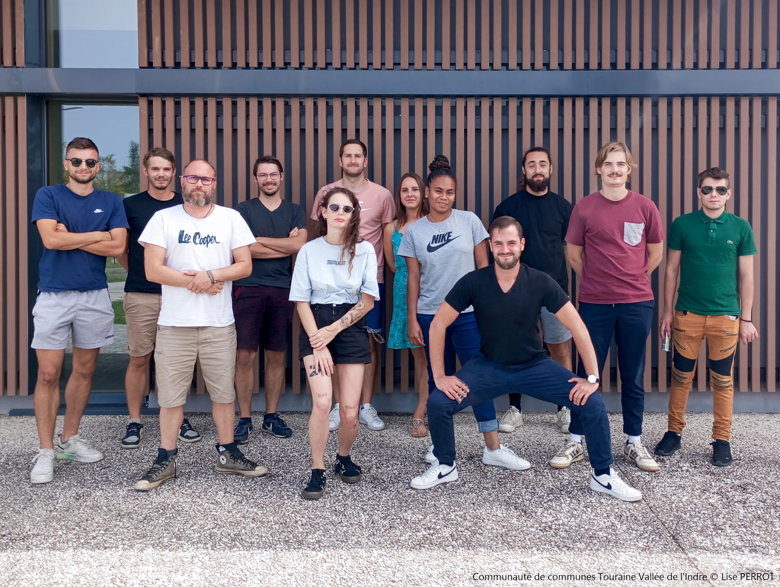 Photo d'une partie des agents du service jeunesse de la communauté de communes.