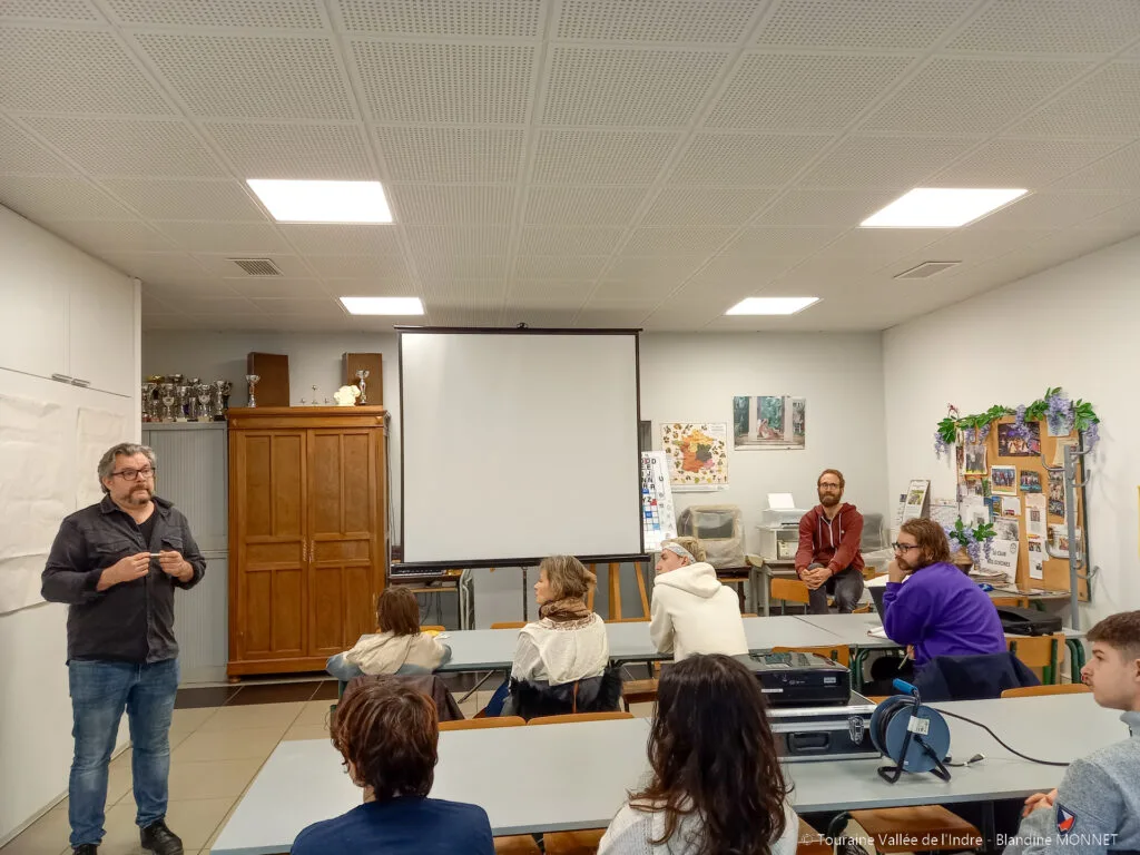 Photos des animateurs et participants de la 1ère séance des ateliers cinéma de Touraine Vallée de l'Indre.