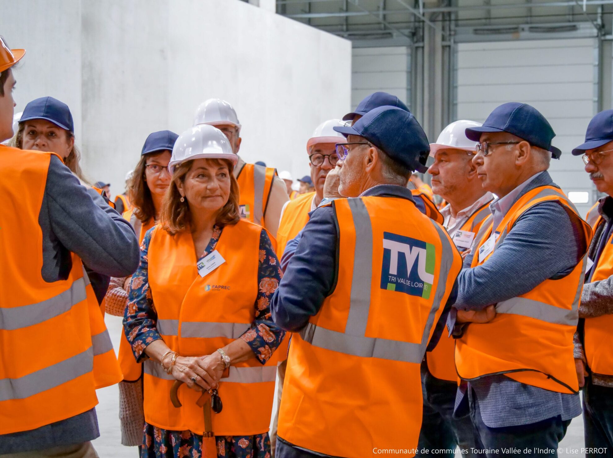 Photo prise lors de la visite de lancement du centre de tri de Parçay-Meslay, on peut voir sur la photo Sylvie Giner, Jean-Christophe Gassot et Jean-Luc Cadiou, 3 Vice-Présidents de Touraine Vallée de l'Indre.